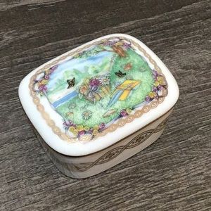 Heritage House Classics Vintage Music Box